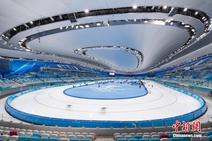 世界冠军佟健担任教练点亮北京冰雪消费季 不简