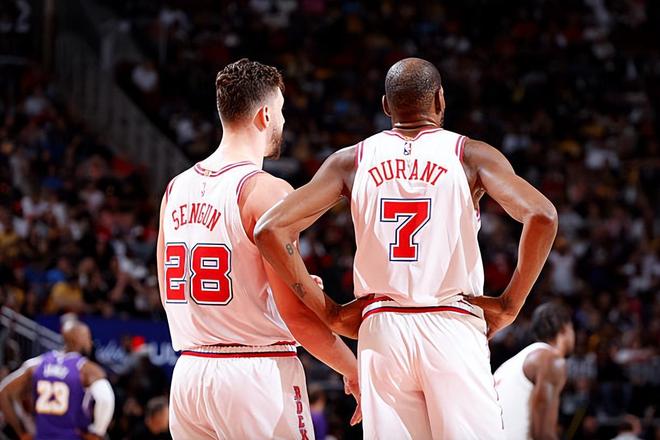 湖人终结火箭主场连胜 申京27+10助队难逃败局